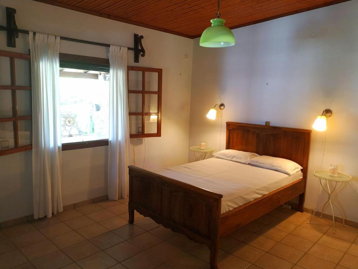 Villa Lena Entire Cottage Kalamaki  外观 照片